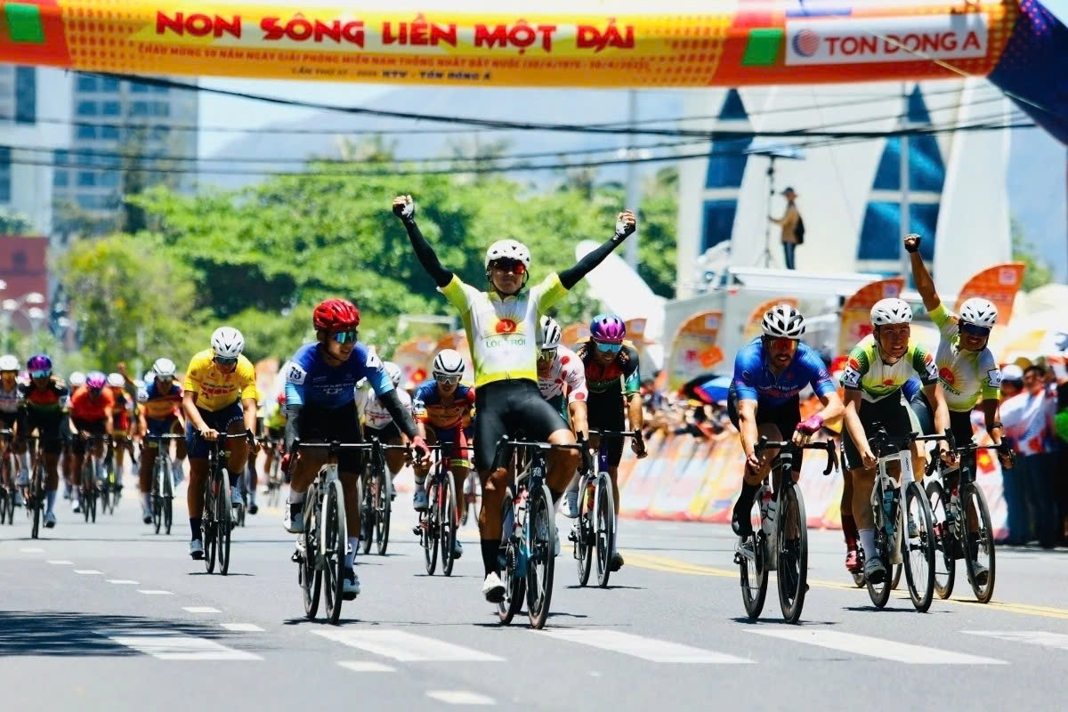 13 foreigners to race in HCM City Television Cycling Cup